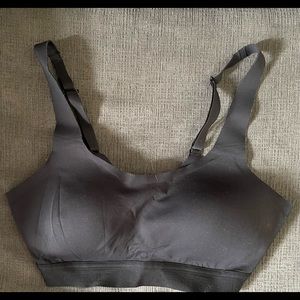Lulu lemon sports bra size 36D